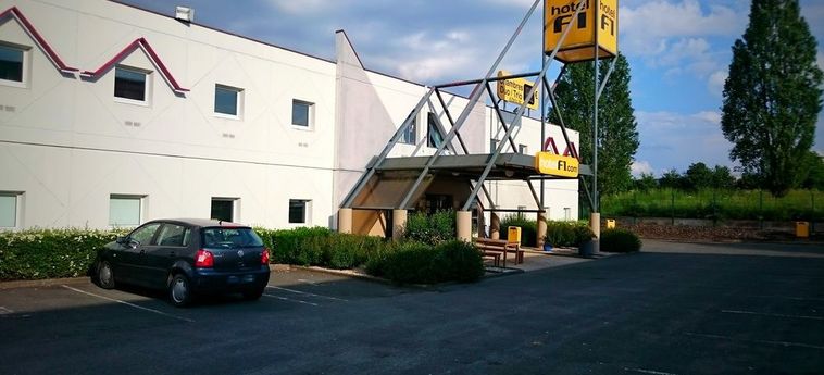 Hotel F1 Angers Ouest Beaucouze:  BEAUCOUZE