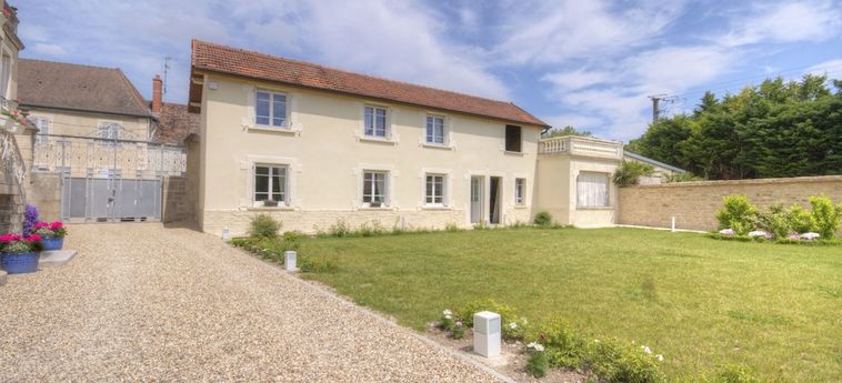 Hotel Escale De Jules &Amp; Lily -L'appartement- Beaune: Foto 