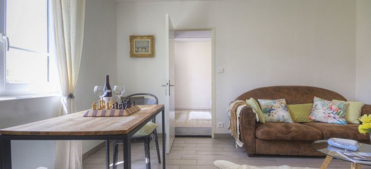 Hotel Escale De Jules &Amp; Lily -L'appartement- Beaune: Foto 