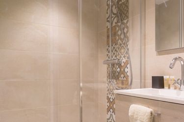 Hotel Escale De Jules &Amp; Lily -L'appartement- Beaune: Photo 
