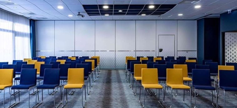 Hotel Novotel Beaune:  BEAUNE