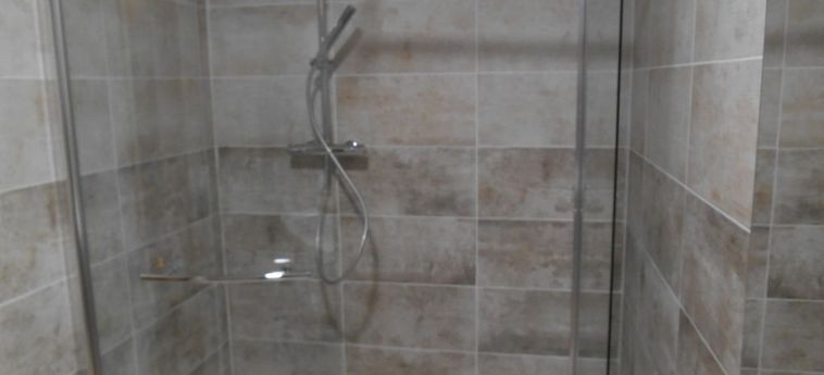 Hotel Au Nid Du Thil - Chambres D'hôtes Beauvais: Foto 
