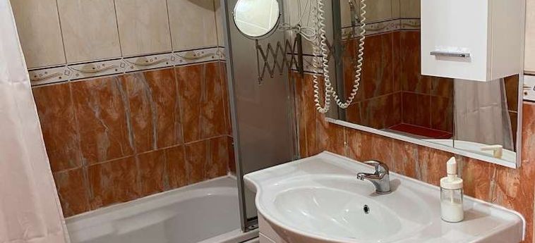 Hotel Kuc:  BECICI