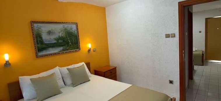 Hotel Kuc Becici : Photo 