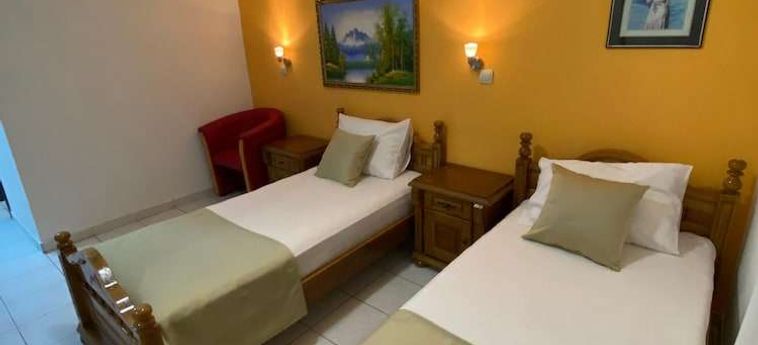 Hotel Kuc Becici : Photo 