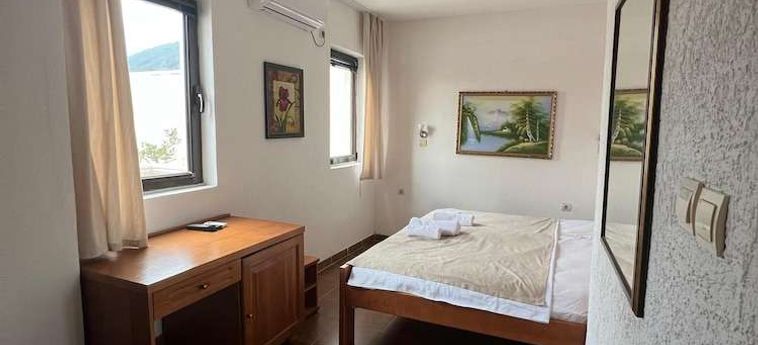 Hotel Kuc Becici : Photo 