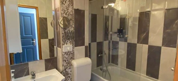 Hotel Kuc Becici : Photo 