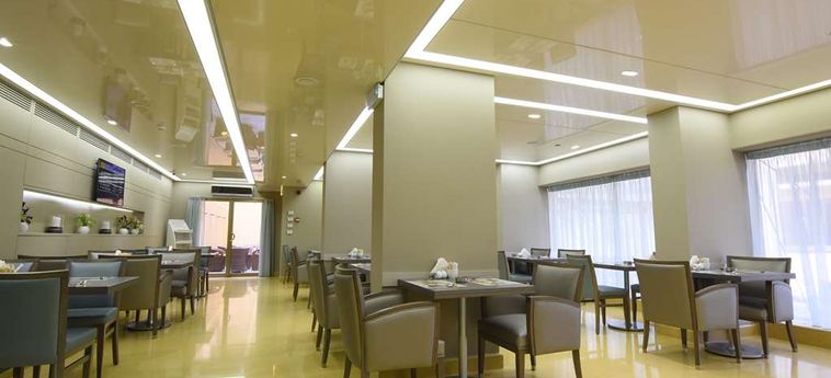 Hotel Ramada Downtown Beirut Beirut: Foto 