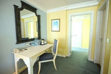 Hotel Al Habtoor Grand Beirut Beirut: Photo 