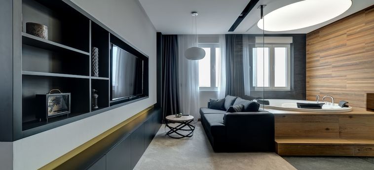 Hotel Black Pearl Luxury Suites:  BELGRAD