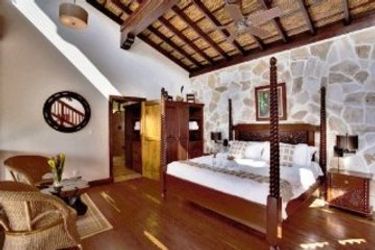 Hotel Ian Andersons Caves Branch Jungle Lodge:  BELMOPAN