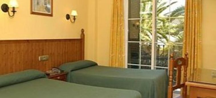 Hotel Plazoleta:  BENALMADENA - COSTA DEL SOL