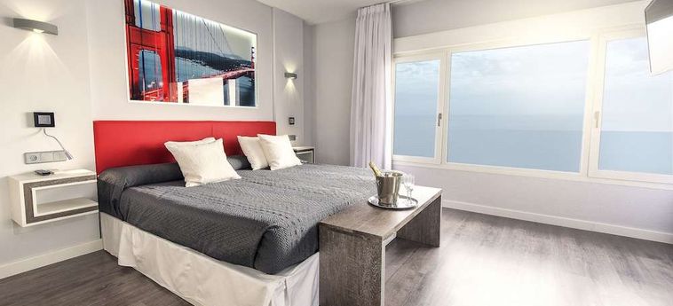 Hotel First Flatotel International Benalmadena - Costa Del Sol: Foto 
