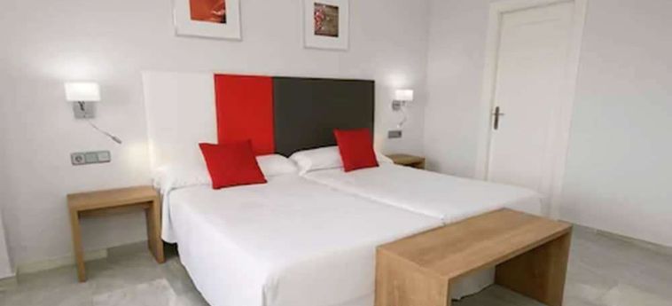 Hotel First Flatotel International Benalmadena - Costa Del Sol: Foto 