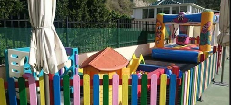 Hotel First Flatotel International Benalmadena - Costa Del Sol: Foto 