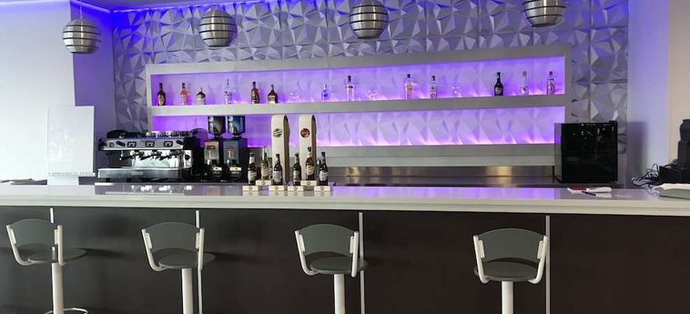 Hotel First Flatotel International Benalmadena - Costa Del Sol: Foto 
