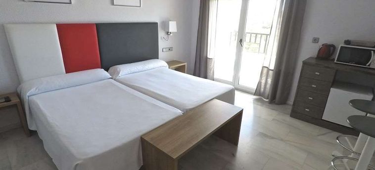 Hotel First Flatotel International Benalmadena - Costa Del Sol : Photo 