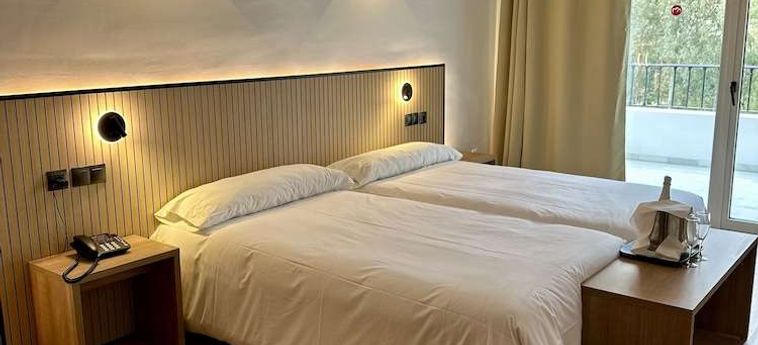 Hotel First Flatotel International Benalmadena - Costa Del Sol : Photo 