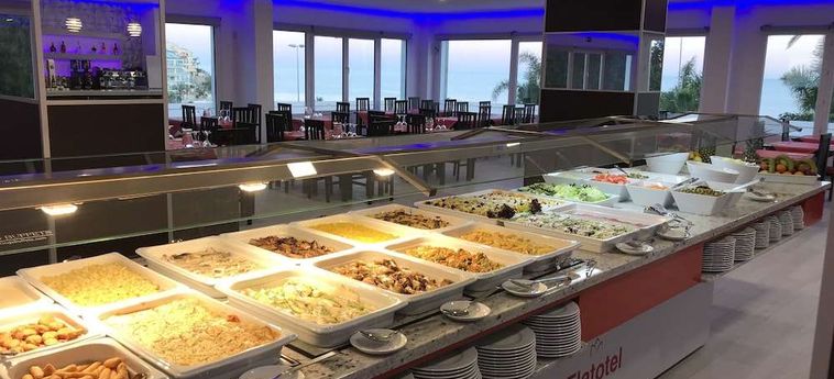 Hotel First Flatotel International Benalmadena - Costa Del Sol : Photo 