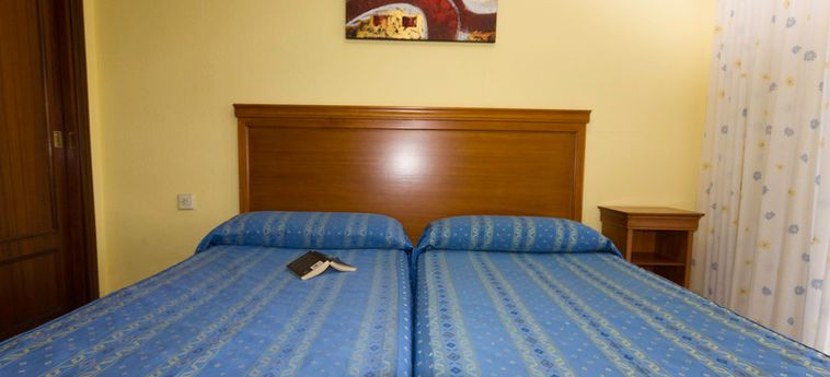 Hotel Apartamentos Gemelos Iv:  BENIDORM - COSTA BLANCA