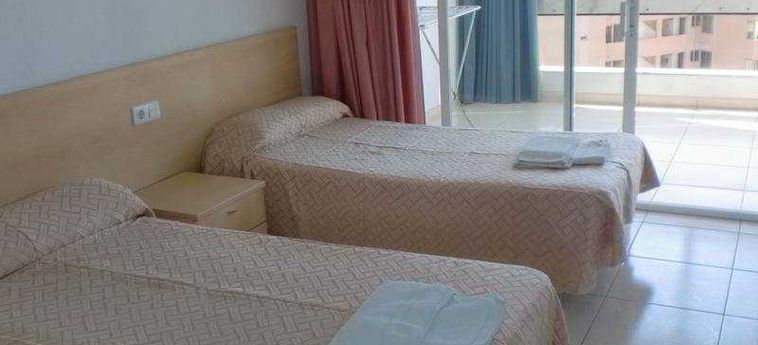 Hotel Apartamentos Cervantes:  BENIDORM - COSTA BLANCA