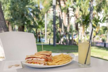 Hotel Melia Benidorm Benidorm - Costa Blanca: Photo 