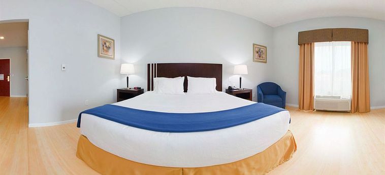 Hotel Holiday Inn Express:  BENTLEYVILLE (PA)