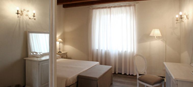 Hotel Antico Benessere:  BERGAME