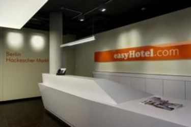 Easyhotel Berlin Hackescher Markt:  BERLIN