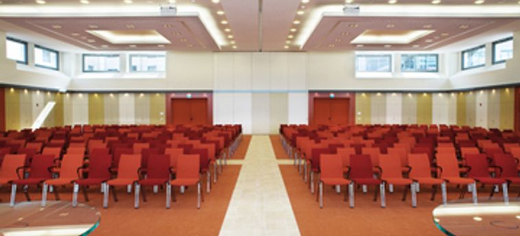 Hotel Holiday Inn Berlin Airport - Conference Centre :  BERLIN