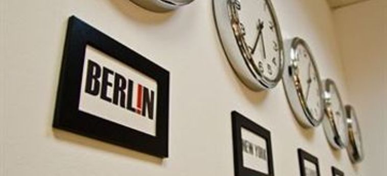Check In Hostel Berlin:  BERLIN