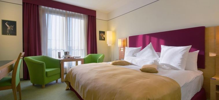 Hotel Melia Berlin:  BERLIN