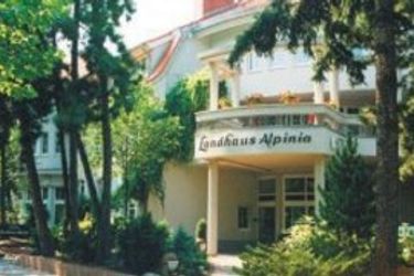 Hotel Landhaus Alpinia:  BERLIN