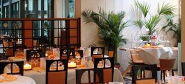 Hotel Estrel Berlin  Berlin : Photo 