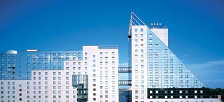 Hotel Estrel Berlin  Berlin : Photo 
