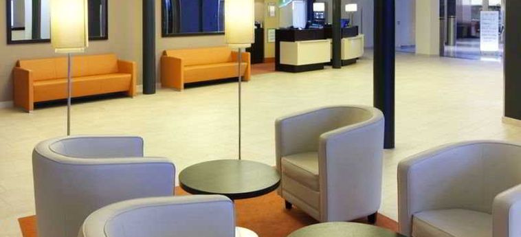 Hotel Holiday Inn Berlin Airport - Conference Centre :  BERLINO