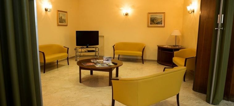 Hotel Sacco:  BERNALDA - MATERA