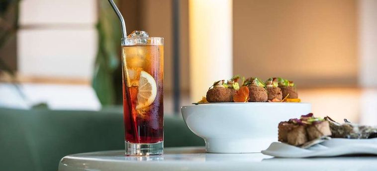 Hotel Le Cafe De Paris Biarritz: Foto 