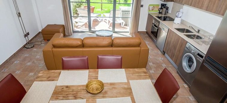 Hotel Beautiful Villa With Terrace In The Surfing Town Of Biarritz Biarritz : Photo 