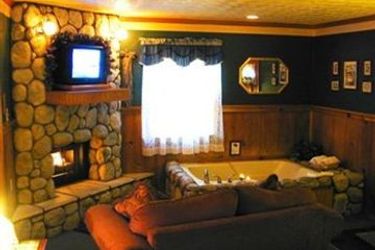 Hotel Cathy's Cottages:  BIG BEAR LAKE (CA)