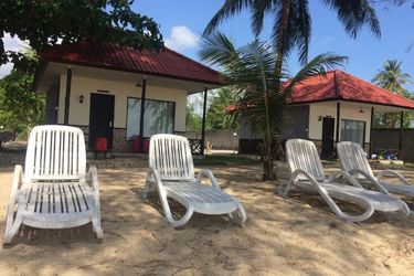 Hotel New Marjoly Beach &Amp; Resort Bintan Island: Photo 