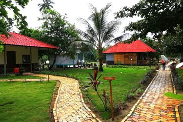 Hotel New Marjoly Beach &Amp; Resort Bintan Island: Photo 