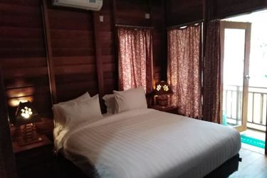 Hotel New Marjoly Beach &Amp; Resort Bintan Island: Photo 