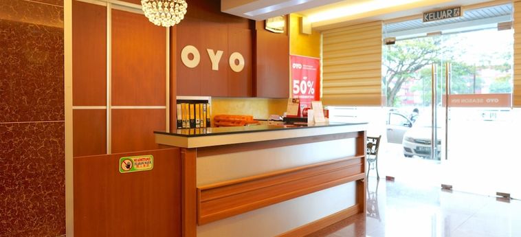 Hotel Oyo 43987 Season Inn:  BINTULU
