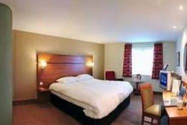 Hotel Holiday Inn Express Birmingham Star City:  BIRMINGHAM
