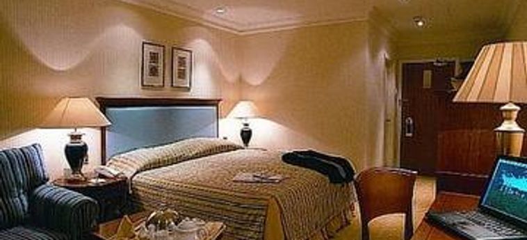 Best Western Plus Manor Hotel:  BIRMINGHAM
