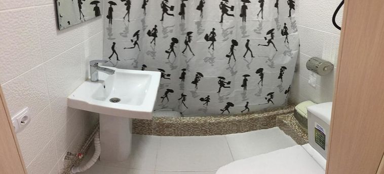 White Hotel &Amp; Hostel Bishkek : Photo 