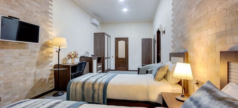 Bishkek Centrum Hotel:  BISHKEK