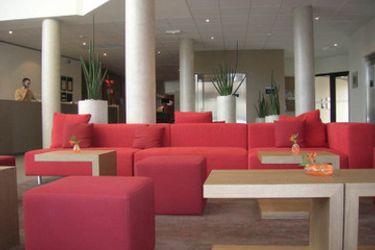 Hotel Holiday Inn Express Toulouse Airport :  BLAGNAC