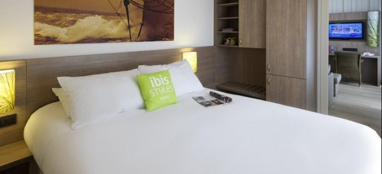 Hotel Ibis Styles Zeebrugge:  BLANKENBERGE
